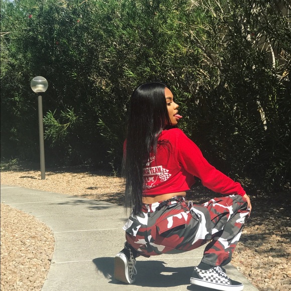 leah kirsch air force ones